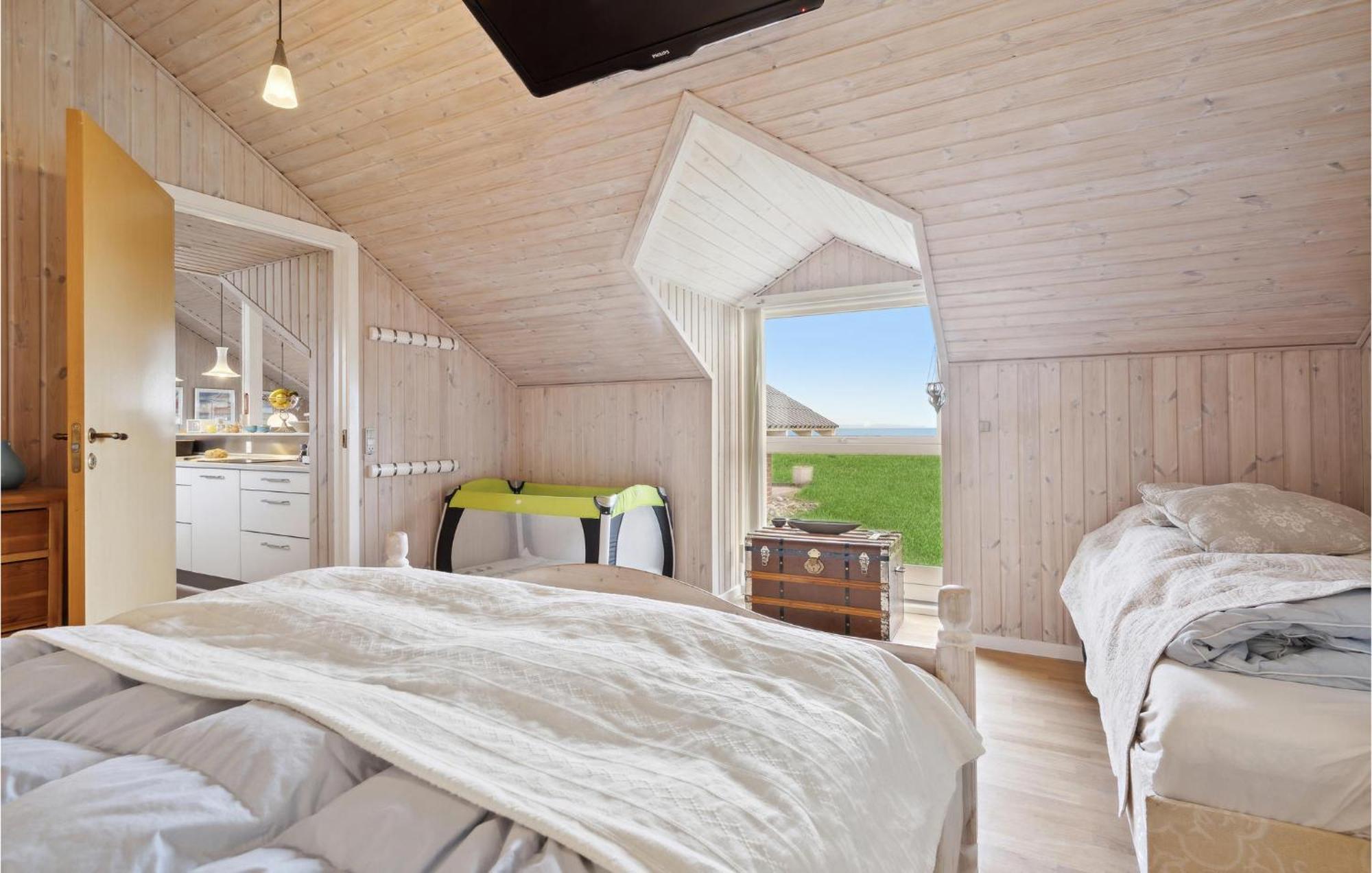 3 Bedroom Cozy Home In Logstor Løgsted 外观 照片